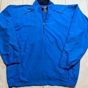 Page & Tuttle man’s sky blue 3/4 zip windbreaker size L